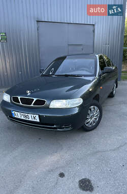 Седан Daewoo Nubira 1998 в 