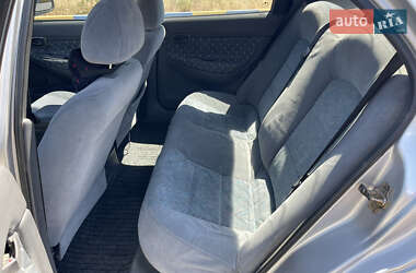 Седан Daewoo Nubira 1998 в 