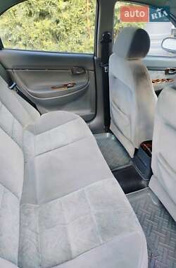 Седан Daewoo Nubira 1999 в 