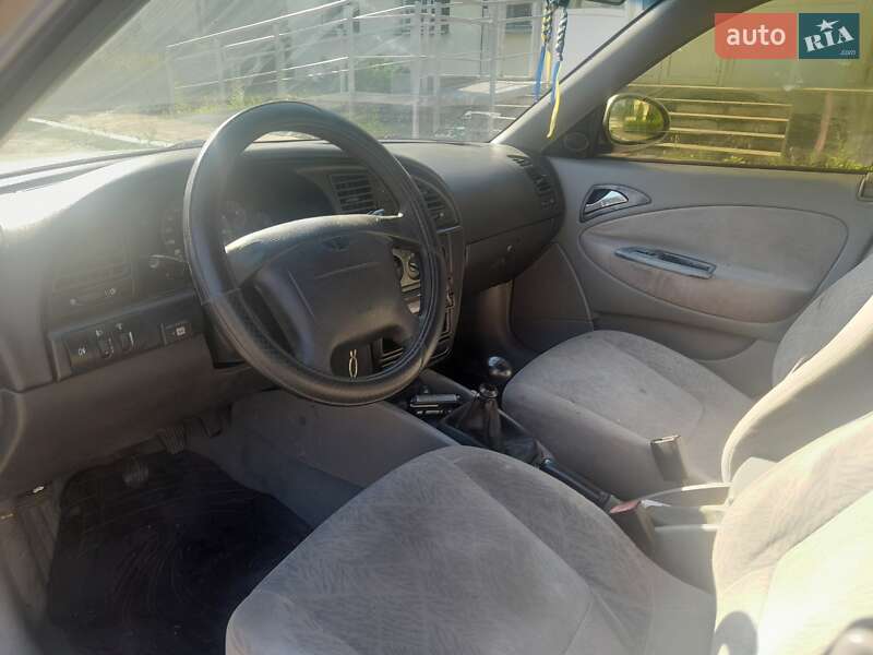 Седан Daewoo Nubira 2000 в Киеве фото 5 Седан Daewoo Nubira 2000 в Киеве