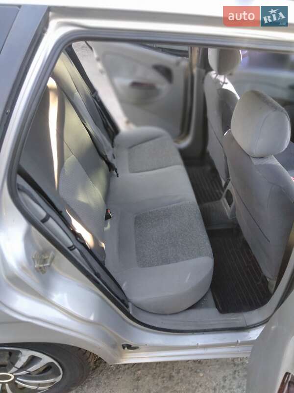 Универсал Daewoo Nubira 2003 в Запорожье фото 3 Универсал Daewoo Nubira 2003 в Запорожье