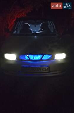 Седан Daewoo Nubira 1998 в 