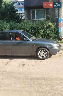 Седан Daewoo Nubira 1998 в 