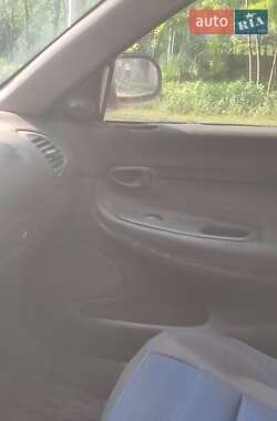 Седан Daewoo Nubira 1998 в 