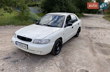 Хэтчбек Daewoo Nubira 1998 в Харькове