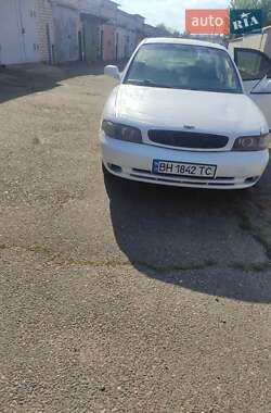 Хетчбек Daewoo Nubira 1999 в Миколаєві
