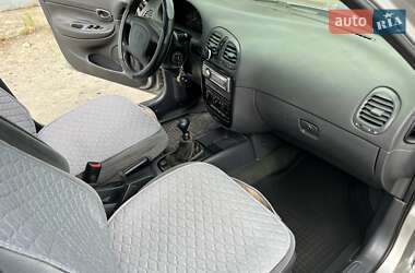 Седан Daewoo Nubira 1998 в 