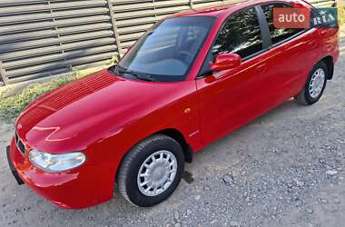 Хетчбек Daewoo Nubira 1998 в Дніпрі