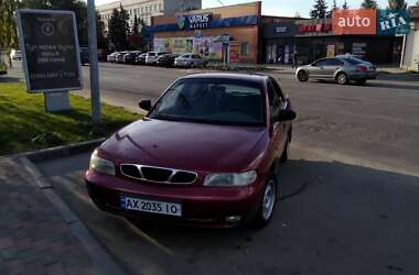 Седан Daewoo Nubira 1998 в Новомосковске
