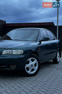 Седан Daewoo Nubira 1997 в Ивано-Франковске