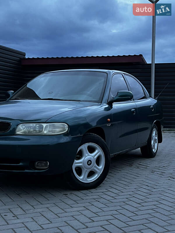 Седан Daewoo Nubira 1997 в 