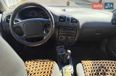 Седан Daewoo Nubira 1998 в Одессе