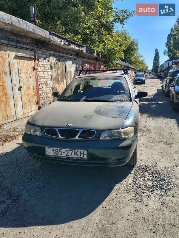 Седан Daewoo Nubira 1998 в 
