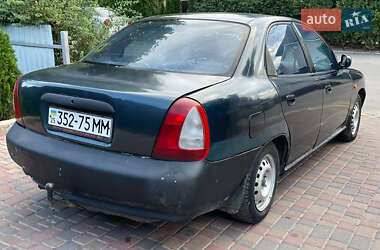 Седан Daewoo Nubira 1999 в 