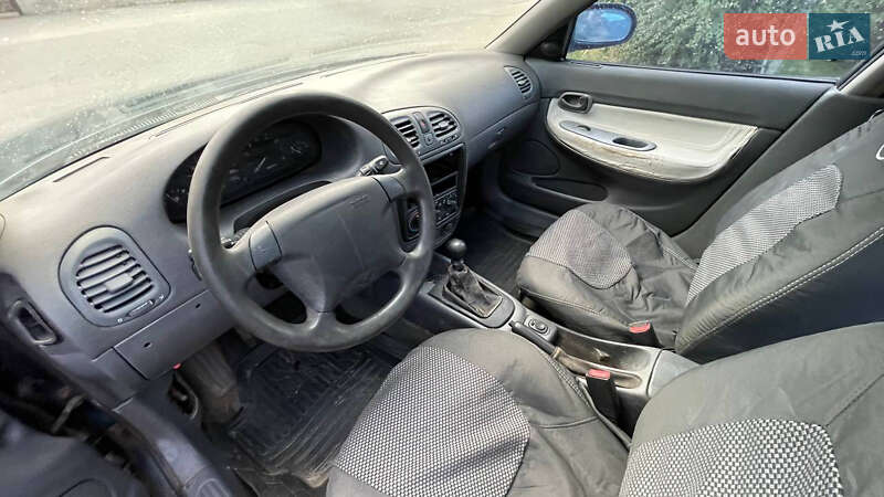 Седан Daewoo Nubira 1999 в Києві