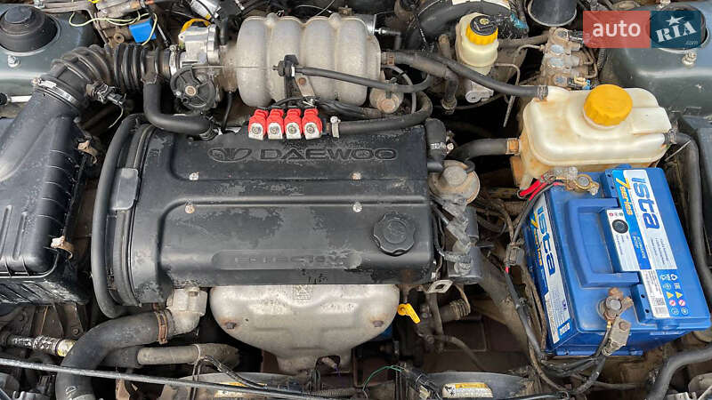 Седан Daewoo Nubira 1999 в Києві