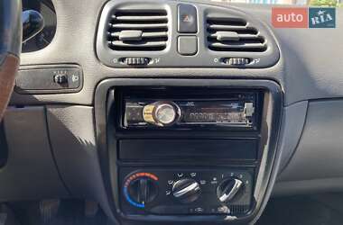 Седан Daewoo Nubira 1998 в 