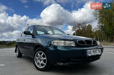 Седан Daewoo Nubira 1998 в 