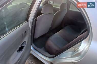 Седан Daewoo Nubira 1998 в 