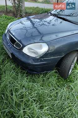 Седан Daewoo Nubira 2001 в 