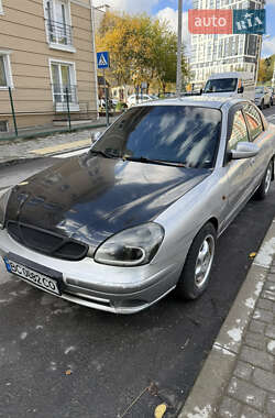 Седан Daewoo Nubira 2002 в Львові