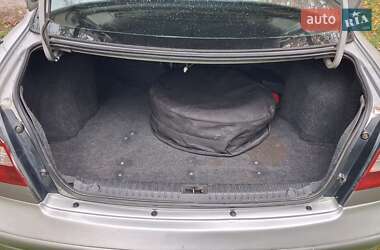 Седан Daewoo Nubira 2003 в 