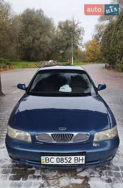 Седан Daewoo Nubira 1998 в Львові