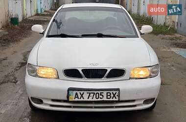 Седан Daewoo Nubira 1998 в Харькове