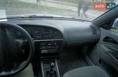 Седан Daewoo Nubira 2003 в Києві