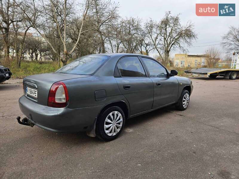 Седан Daewoo Nubira 1998 в Обухові