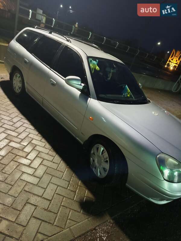 Универсал Daewoo Nubira 2003 в Корсуне-Шевченковском фото Универсал Daewoo Nubira 2003 в Корсуне-Шевченковском