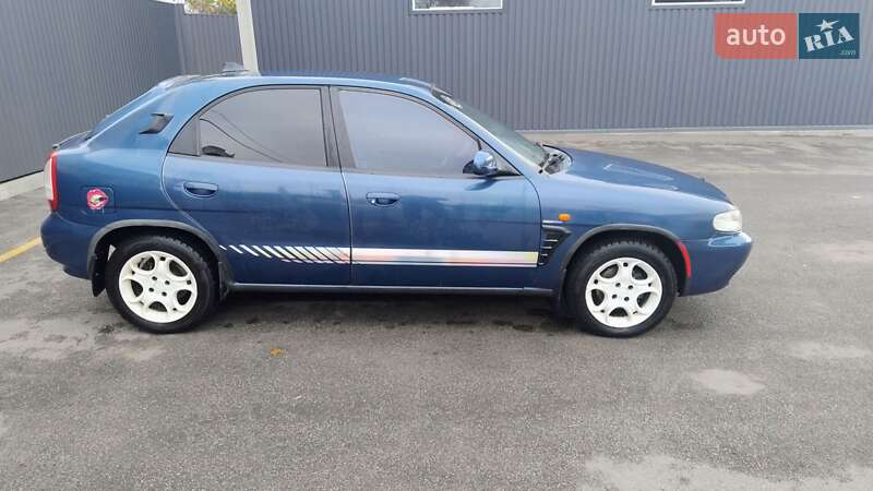 Хетчбек Daewoo Nubira 1998 в Дніпрі
