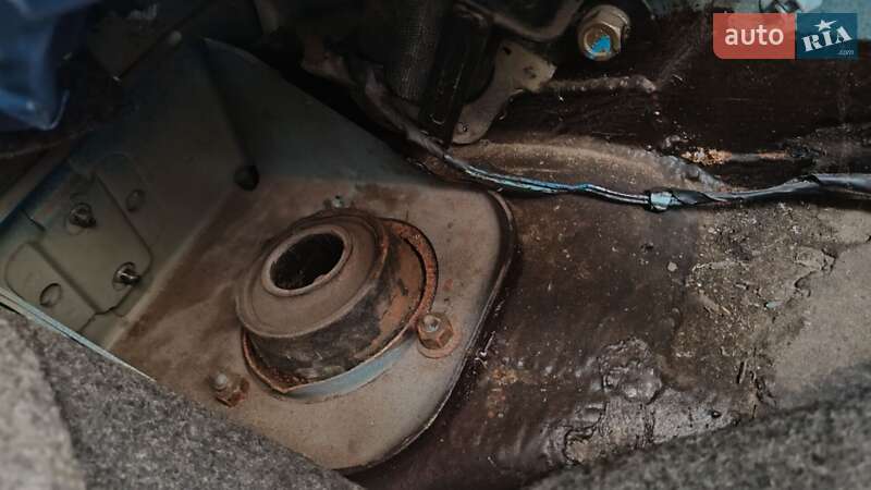 Хетчбек Daewoo Nubira 1998 в Дніпрі