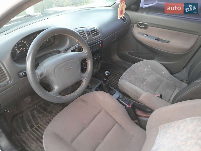 Універсал Daewoo Nubira 1999 в Одесі