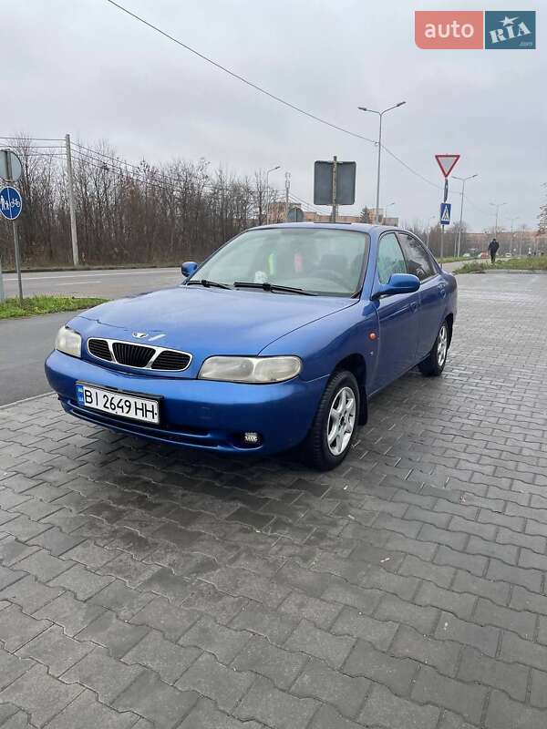 Седан Daewoo Nubira 1999 в Полтаве