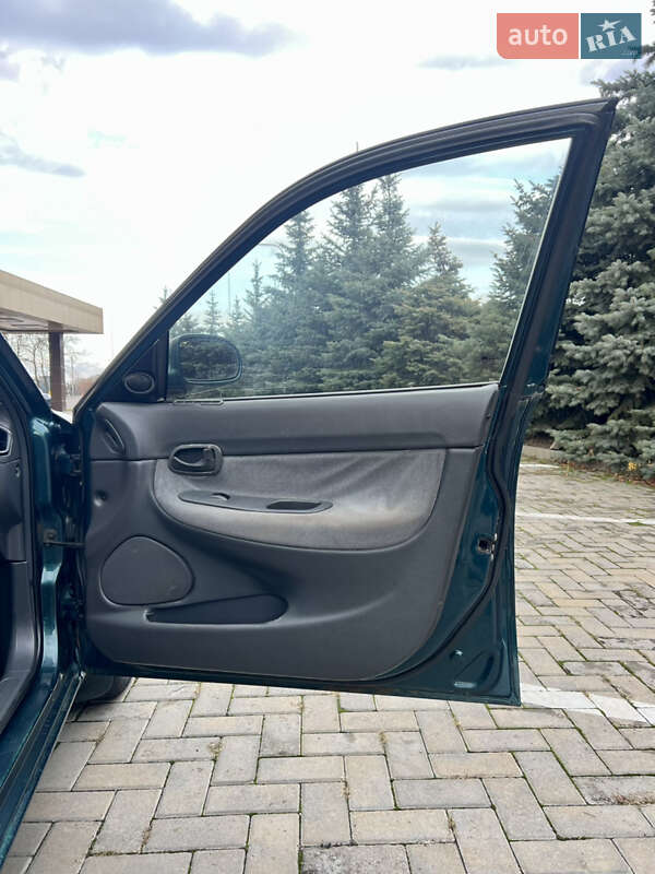 Универсал Daewoo Nubira 1999 в Харькове