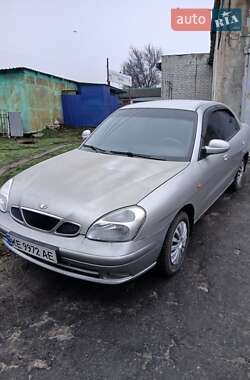 Седан Daewoo Nubira 2003 в Павлограді