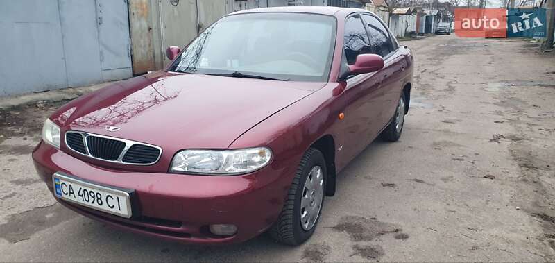 Седан Daewoo Nubira 1999 в Черкассах