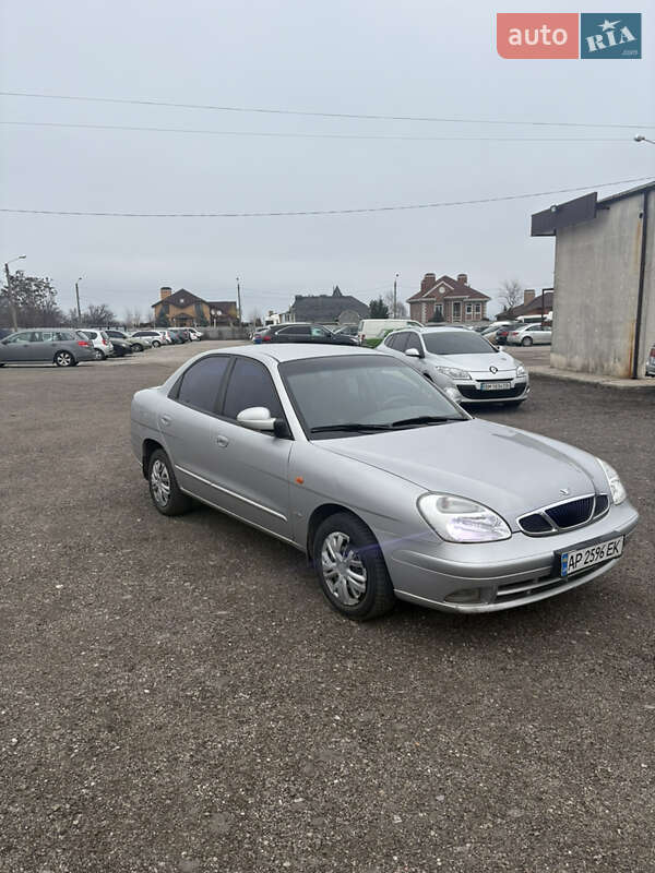 Седан Daewoo Nubira 2003 в Запоріжжі