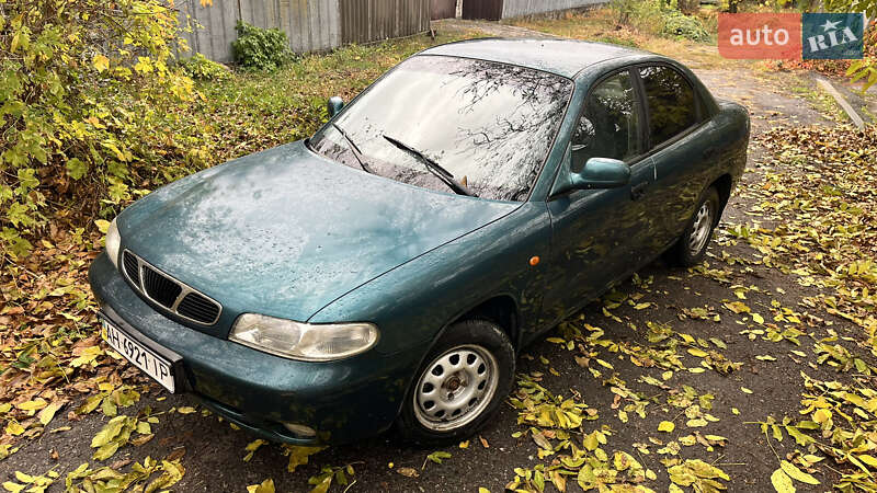 Седан Daewoo Nubira 1998 в Дніпрі