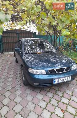 Седан Daewoo Nubira 1998 в Чернигове