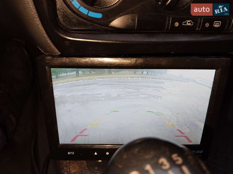 Седан Daewoo Nubira 1998 в Чутове