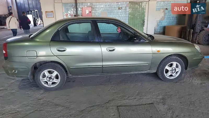 Daewoo Nubira