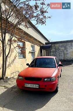 Седан Daewoo Nubira 1998 в Херсоні