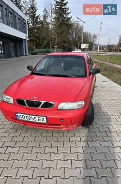 Хэтчбек Daewoo Nubira 1999 в Ужгороде