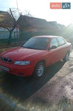 Седан Daewoo Nubira 1998 в Запоріжжі