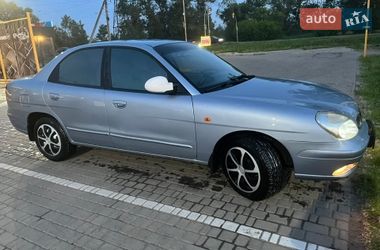 Седан Daewoo Nubira 2003 в Павлограде