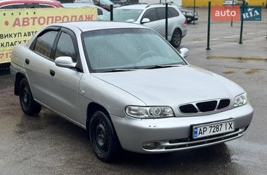 Седан Daewoo Nubira 1998 в Запорожье