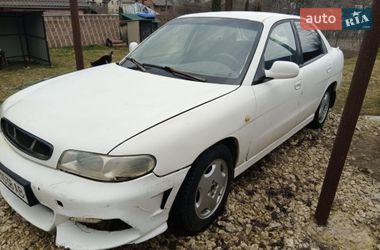 Седан Daewoo Nubira 1998 в Тернополі