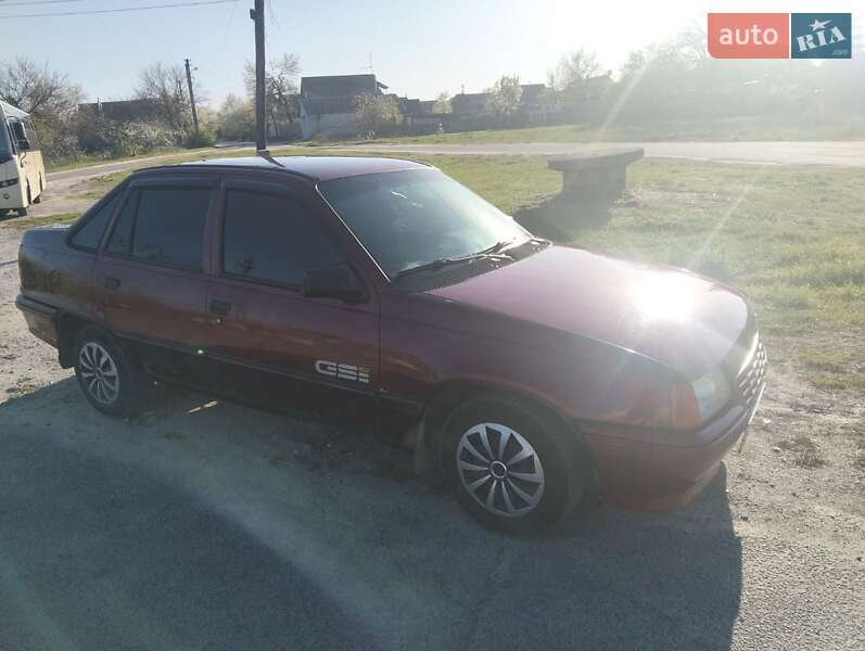 Daewoo Racer 1995